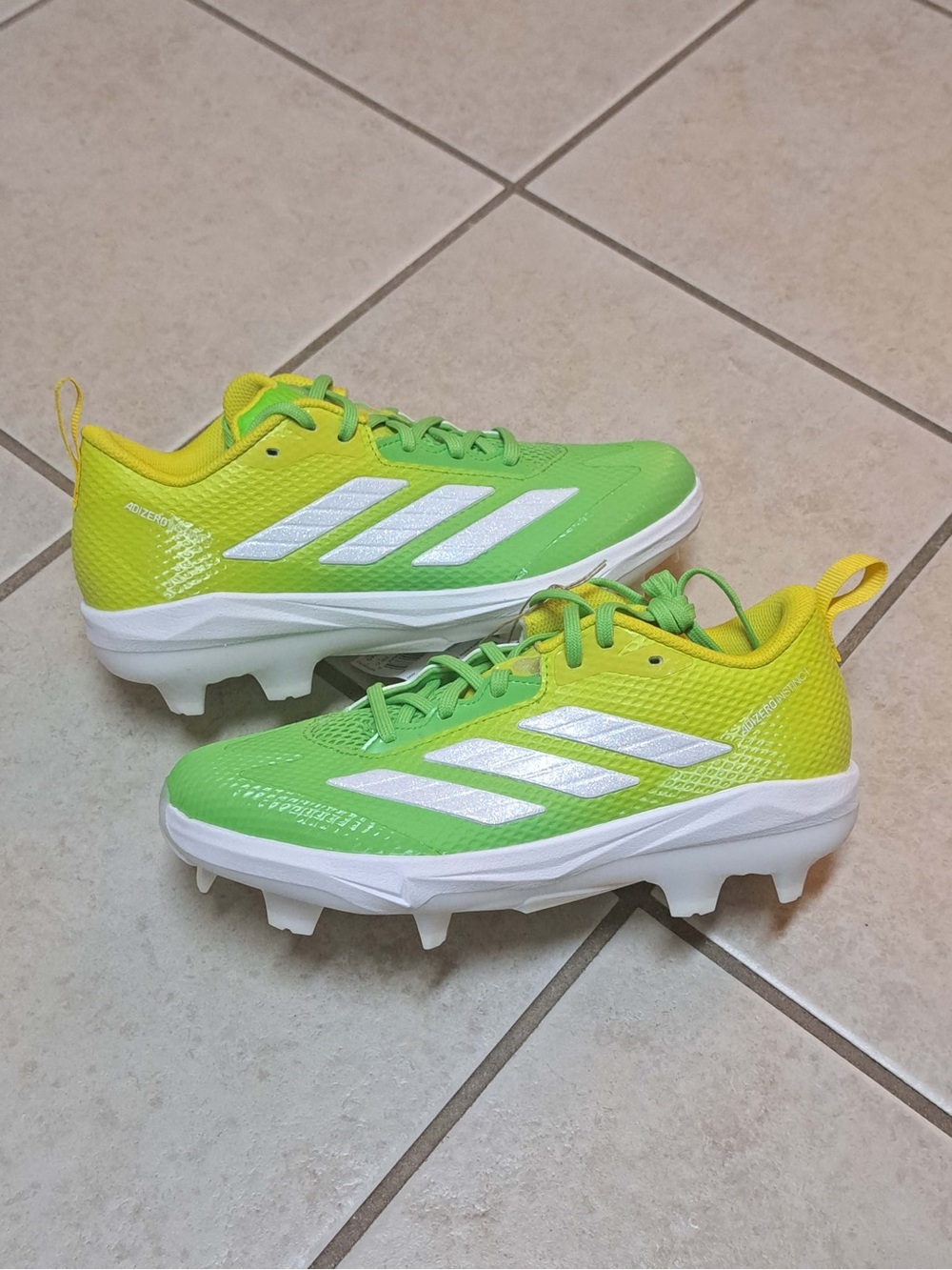Adidas Adizero Instinct 2.0 TPU Softball Cleats - Women's size 7.5